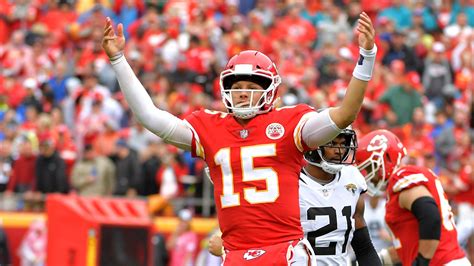 You can also upload and share your favorite patrick mahomes wallpapers. Patrick Mahomes, Kansas City Chiefs scorch Jaguars to stay ...