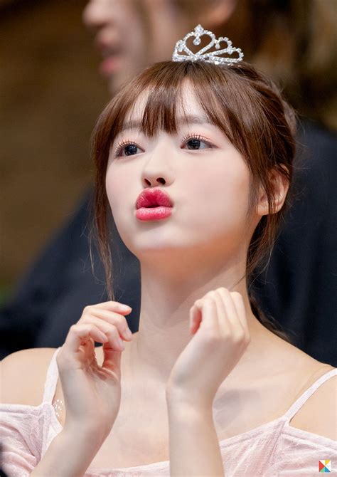 oh my girl yooa special pictures pretty face girl group goddess idol daughter