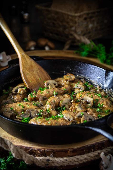 This chicken dish resembles my chicken marsala in the preparation. Easy Chicken Marsala Recipe - Simply Home Cooked