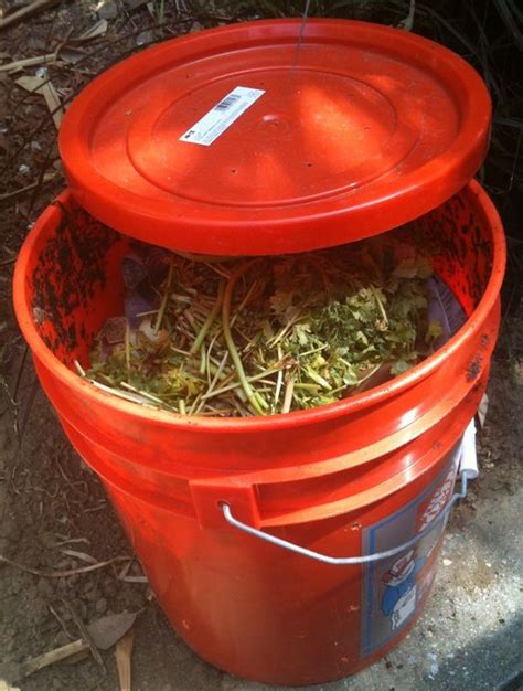 Infinitely useful on the homestead. How to make your own composter for cheap | Diy compost bin ...