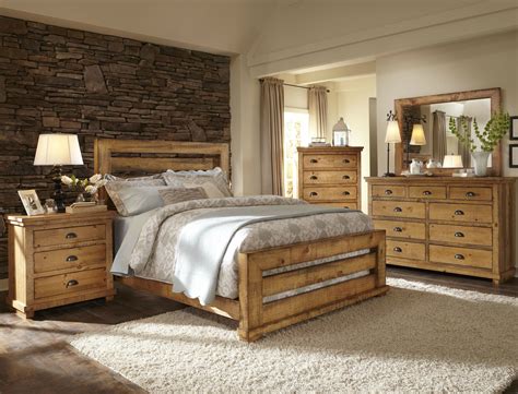 Willow Slat Bedroom Set Distressed Pine Rustic Bedroom Design