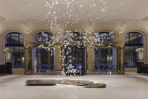 Peninsula Paris Hotel Designated The Worlds Leading Luxury Hotel