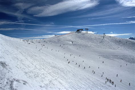Ski area, hotel, ski lodge. Alpine skiing - Wikipedia
