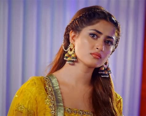 10 Best Looks Of Sajal Aly From Ye Dil Mera Reviewitpk