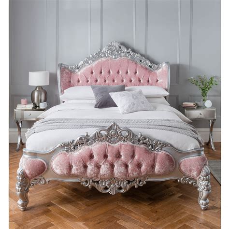 Silver Antique French Style Crushed Velvet Bed | French ... The bedroom is a cozy and personal space we all retreat to when we need to seek solace from the world or reflect and unwind in peace and quiet.