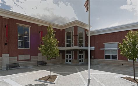 Hingham Middle School Will Go Remote Tomorrow And Friday Three Covid