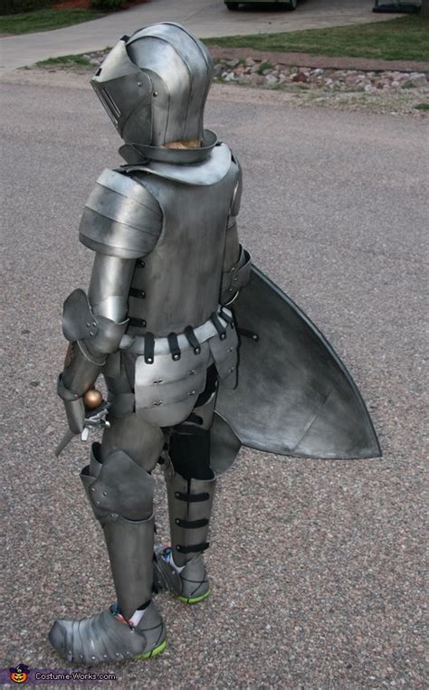 Medieval Knight Costume Photo 37