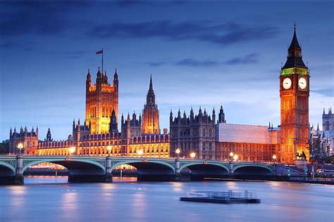 London Tourist Destination ~ Travel And Tourist Places Of