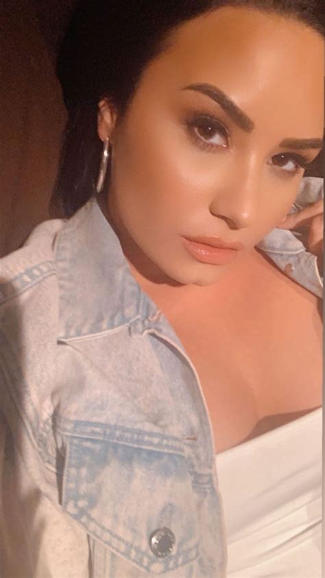 Demi lovato returned to the grammy stage on sunday night (jan. Demi Lovato - Social Media 02/24/2020