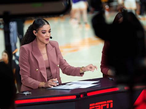 Andraya Carter, former Tennessee WBB star, makes history with ESPN's