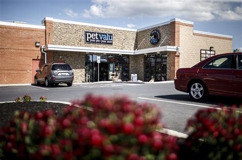 Pet Valu announces it is going out of business in U.S. because of COVID-19, closing 358 stores 