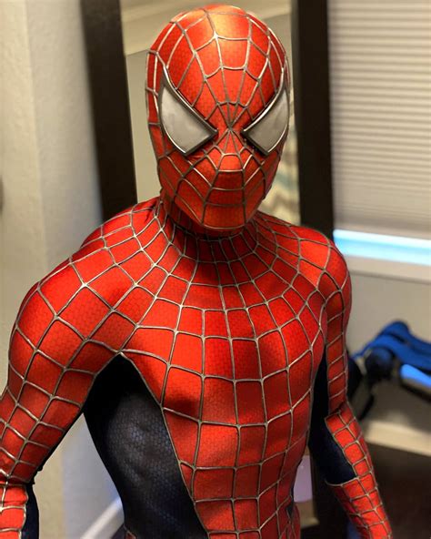 Total 42 Imagen Spiderman Suit Sam Raimi Abzlocalmx