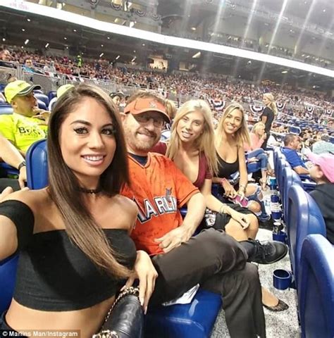 Miami Marlins Fan Flashes The Camera On Tv Daily Mail Online