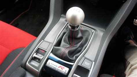 The Correct Way To Shift Gears In A Manual Transmission Car Youtube