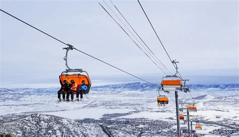 7 Fun Things To Do In Utah In Winter Utah Skiing Best Resorts Fun