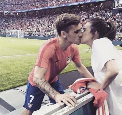 Twitter Soccer Couples Cute Soccer Couples Soccer Relationships