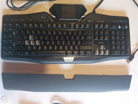 Logitech G19s Gaming Keyboard With Color Lcd Game Panel Screen