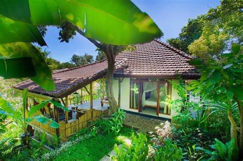 Indo Rumah Zengarden, Rumah Cantik Has Mountain Views and Private