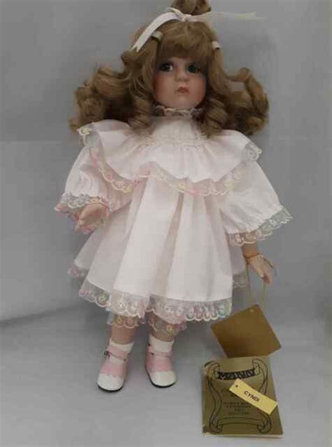 Collectible A Connoisseur Collection Doll Cindy Ebay