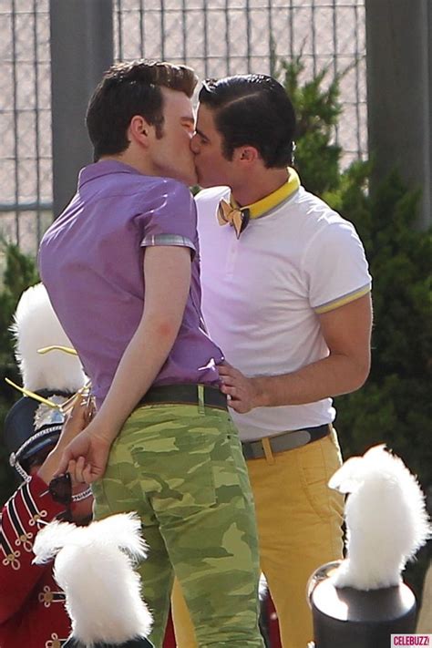Glee Season 5 Spoilers Darren Criss And Chris Colfer Are Kissing Again With Images Chris