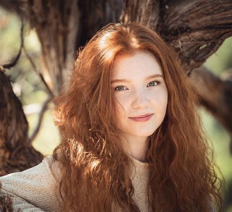Annalise Basso Wallpapers Wallpaper Cave