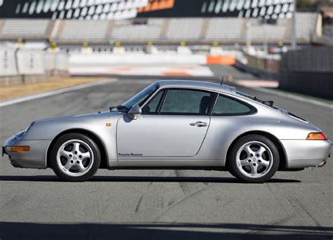 What Makes The Porsche 993 911 So Desirable