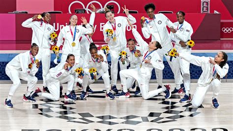 Usa Womens Basketball Tops Japan To Win Gold Medal At Tokyo Olympics