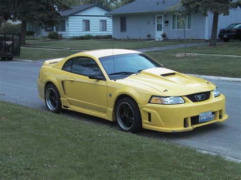 See the list of 1999 ford mustang interior features that comes standard for the available trims / styles. 1999 Ford Mustang - Pictures - CarGurus