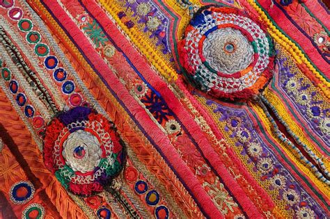 The Story Of Kutch Embroidery Vasudhaiva Kutumbakam
