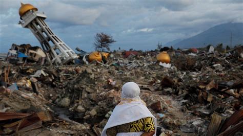 Indonesia Tsunami Search For Victims To End Though Hundreds Still