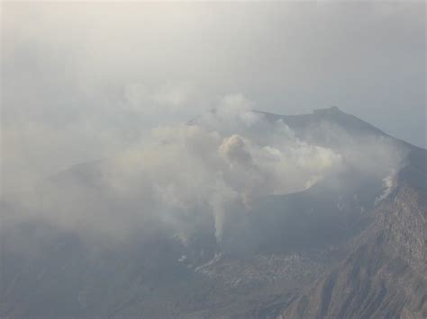 The site owner hides the web page description. 諏訪之瀬島火山噴火