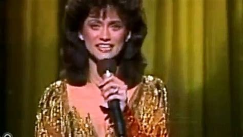 Louise Mandrell Too Hot To Sleep Country Music Awards