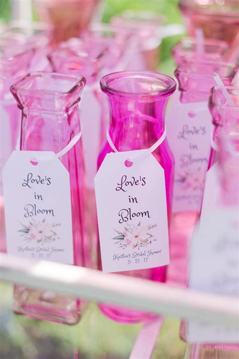 50 creative wedding favors that will delight your guests rustic bridal shower favors bridal