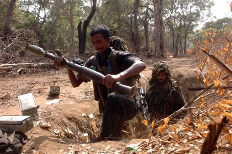 Saluting The Ltte Sri Lankan Military Features Ltte Commandos In