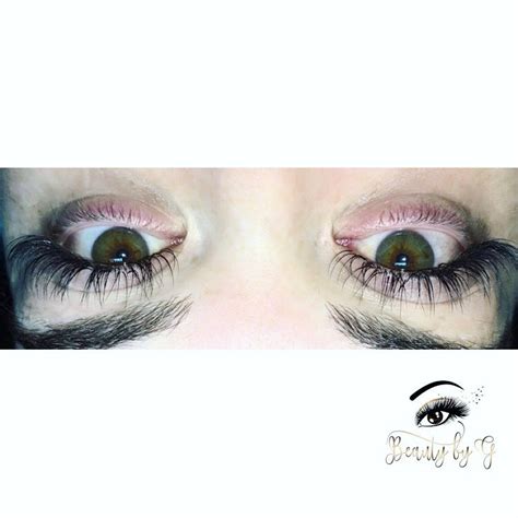 Naturalash offers 2021's best eyelash extension courses and online training in california, arizona, colorado and massachusetts. Whispy Cat Eye Classic Lash extensions 🖤🖤🖤 | Whispy lashes ...