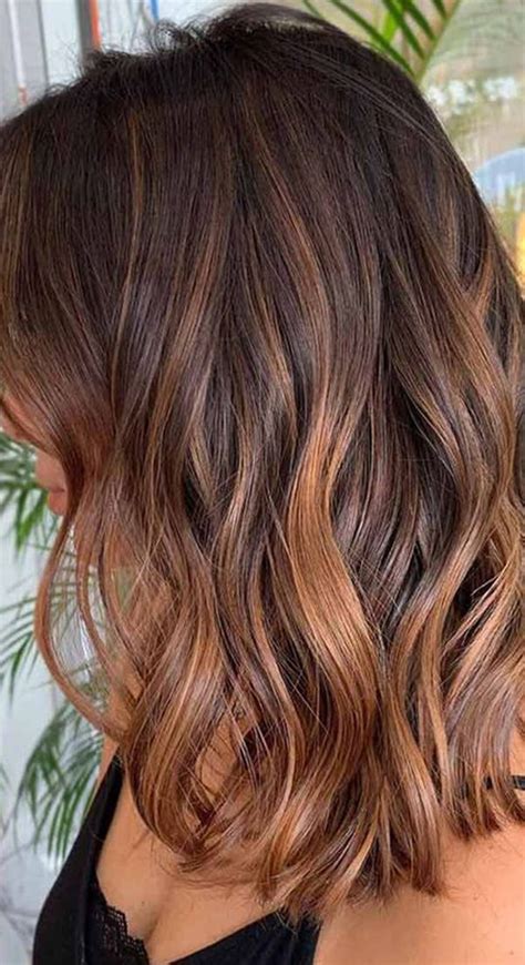 Formas De Llevar El Balayage Caramelo En Tu Cabello Corto Capelli Lisci Castani Capelli