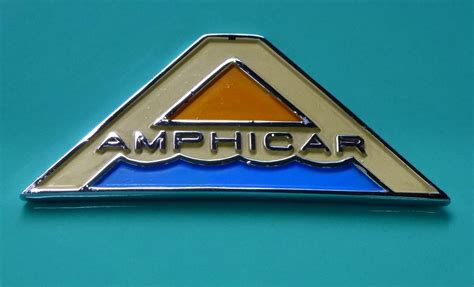 Amphicar Logo Auf Der Kühlerhaube Des Schwimmfähigen Straßenfahrzeuges
