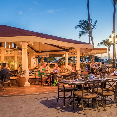 casual open air dining in eagle beach aruba mangos restaurant