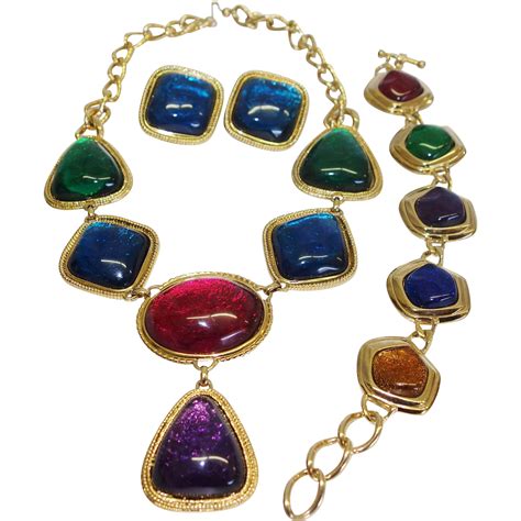Vintage Kenneth Jay Lane For Avon Bold Lucite Necklace And Earring Set