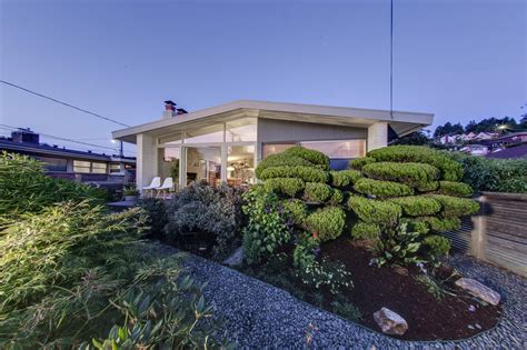 One Of The Best Seattle Midcentury Modern Homes Weve Ever Seen Team
