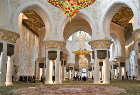 See The Stunning Architecture Of The Seven Most Beautiful Mosques In