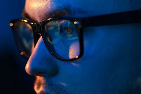 Guidelines On How Long To Wear Blue Light Glasses Citizenside