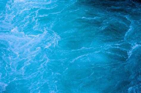 Free Photo Closeup Of A Clear Water Sea Waves