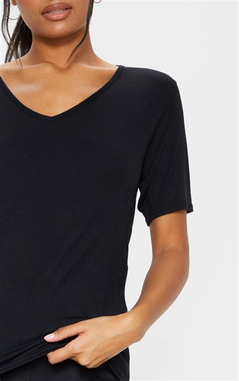 Basic Black V Neck T Shirt Tops Prettylittlething