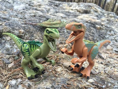Lego Jurassic World Raptor Escape Review And Photos 75920 Bricks And Bloks