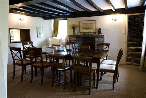 Guide to private brecon beacons holiday cottages in the national park. Holiday letting Luxury cottages South Wales, Self Catering ...