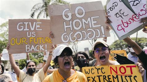 Sri Lankas Economic Crisis Explained Cnn