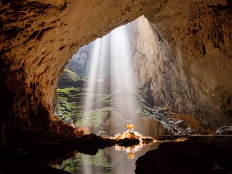 Inside the world's largest cave in Vietnam - Business Insider