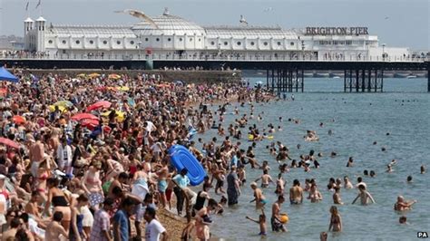 Amber Heatwave Alert Issued For England Bbc Newsround