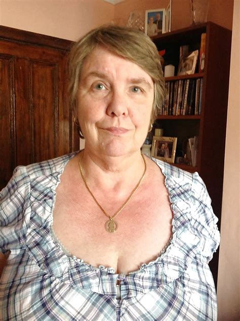 Mature Granny Face And Cleavage Pics Xhamster